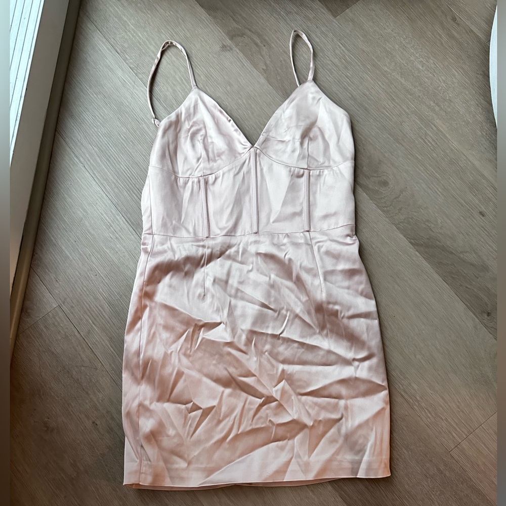 NWT MESHKI Baby Pink Satin Corset Mini Dress – Size M - Picture 2 of 4